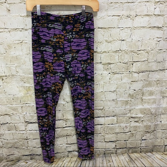Lularoe Black Purple Floral Print Leggings - Picture 1 of 5